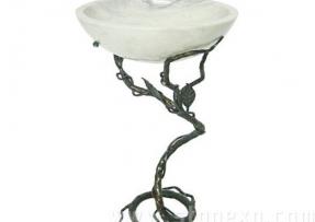 天然石材與鐵藝結(jié)合的特色洗臉盆
