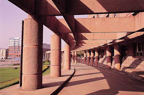 案例 紅花崗行政暨會(huì)議中心