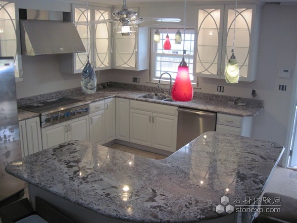 灰色系廚房臺面板