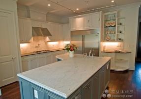 白色系廚房臺面板