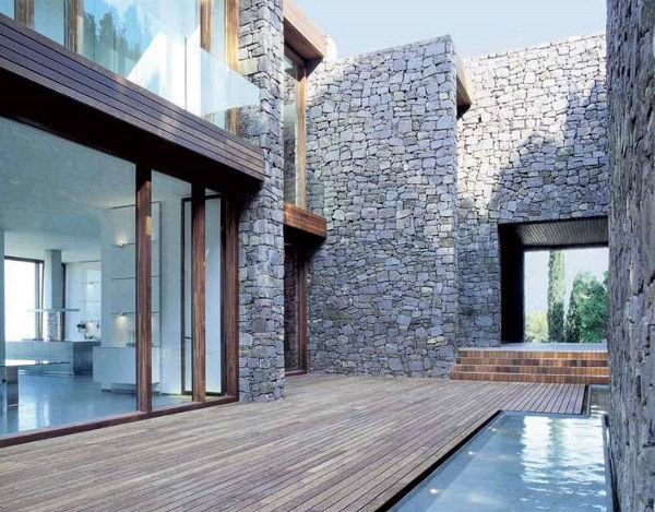 Home With Infinity Pool  walls Stone
