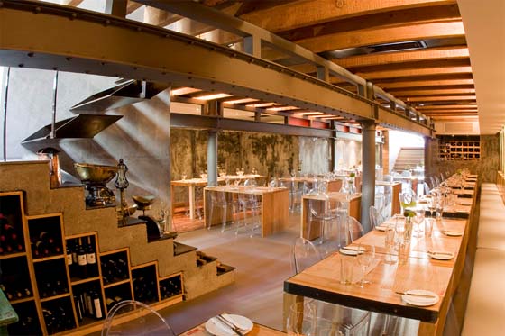 Traditional Interior Design in The Carne Restaurant from InHouse Architects