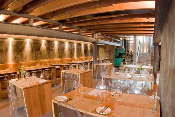 Dinning Table in The Carne Restaurant from InHouse Architects