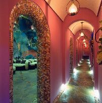 馬賽克圖案裝點繽紛的歡樂世界