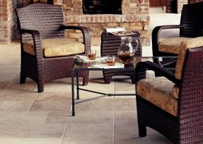 冷色調石材室外地面的應用