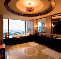 經典的黑白配浴室風格