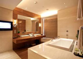 簡(jiǎn)單流暢的浴缸設(shè)計(jì)