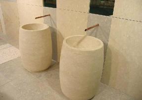 可愛的橢圓形大理石洗手盆