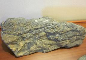 石材雕塑藝術欣賞-年年有余