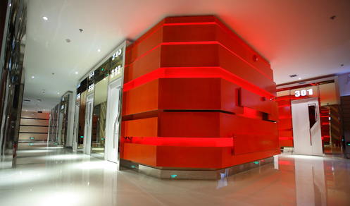 金碧輝煌量販?zhǔn)終TV