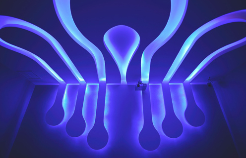 金碧輝煌量販?zhǔn)終TV