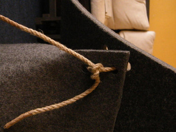 felt_chair_06.jpg
