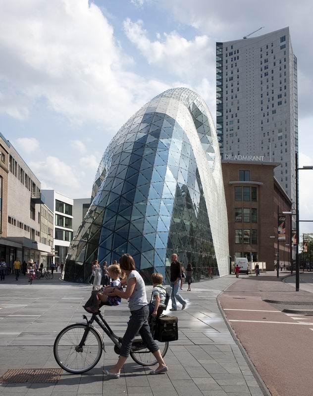 Blob@MORENO MAGGI.jpg