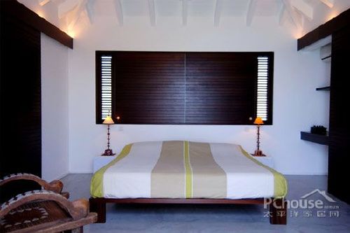 迫慶一郎作品：浪漫一身旗艦店設計