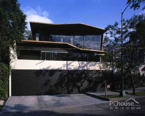 1 點擊圖片進入下一頁