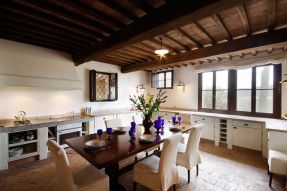 意大利世遺景點內的現代農舍設計