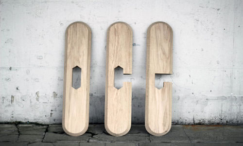 可愛的拼嵌組裝圓桌,讓你的家居增添可愛氣息。矮圓桌造型可愛、獨特拼嵌的組合能增進你的動手能力。未經加工處理、保留原木質感的桌腳上方是一片直徑75公分的圓形玻璃,因此能很迅速的拆卸收納或運送。