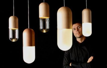 創(chuàng)意吊燈做成膠囊吊起來 