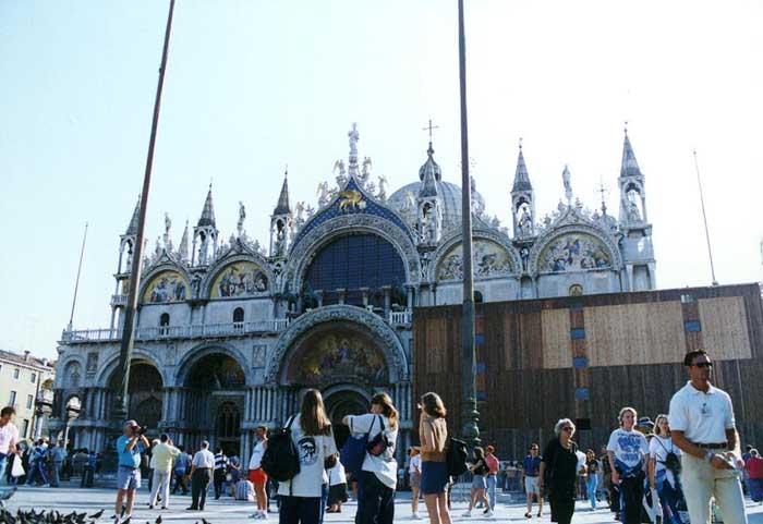 國外經典建筑藝術圖庫欣賞_www.artcn.cn