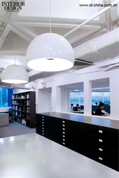 透視工位區(qū)。