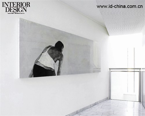 Augarten Hotel室內(nèi)公共空間的藝術(shù)作品,與空間氣氛微妙地配合起來。