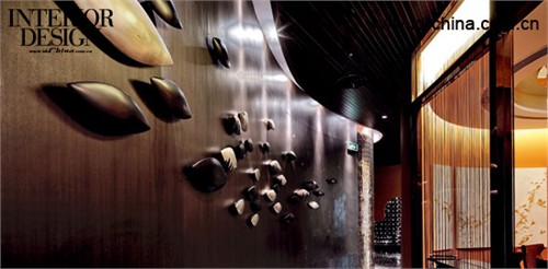 墻壁的魚形裝飾。