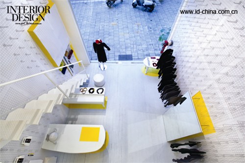 Delicatessen Clothing Store7