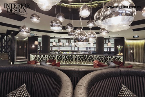 迷失在儷香咖啡中1