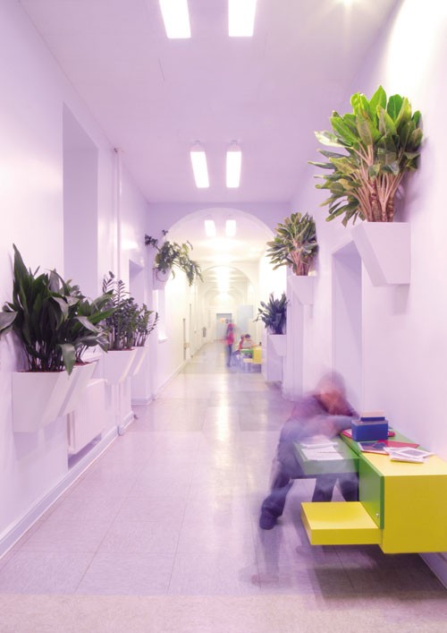 龍之前傳——Erika-Mann 全日制學校1