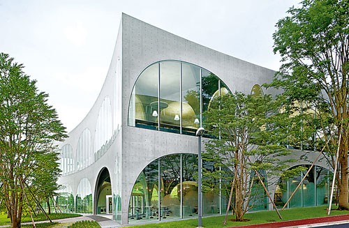 自由的思想棲息地-Tama Art College Library　1