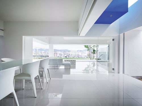 隔岸繁華Beam House 1