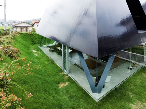 穴居House in Saijo 3