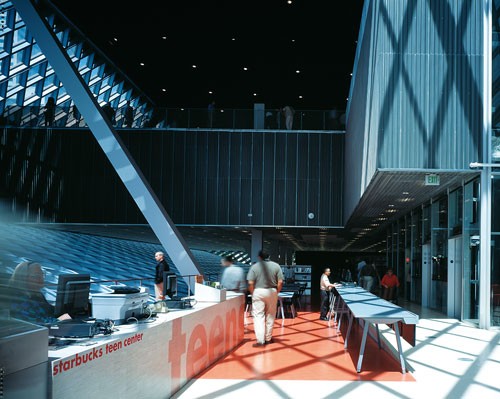 在拾級(jí)而上-西雅圖圖書館Seattle Public Library 2