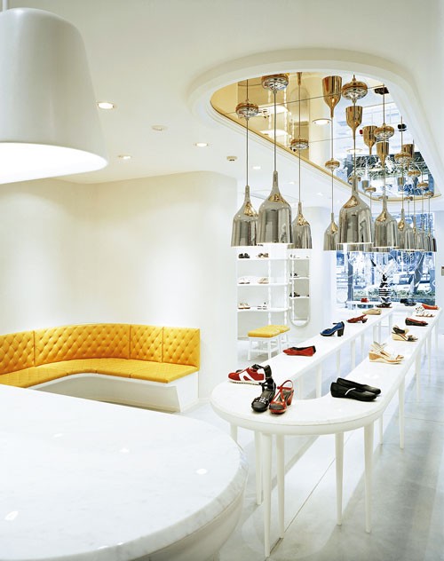 當不拘一格遭遇天馬行空-Camper專賣店4