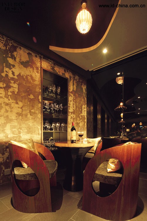 CROX闊合設計上海La L&eacute; 紅酒吧09