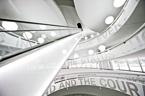 Atelier Br&uuml;ckner設計寶馬博物館07