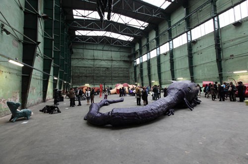 地獄城邦 &mdash;&mdash;VanLieshout工作室新展覽1