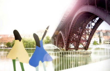 斯洛文尼亞馬里博爾建造環形步行橋3