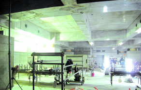 抗震經驗：放置吸收地震能量的球體