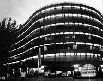 智造最時尚 上海四區(qū)繪就創(chuàng)意產(chǎn)業(yè)區(qū)域發(fā)展藍(lán)圖1