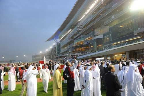 到場觀眾見證“梅登”落成