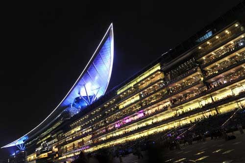 迪拜“梅登”舉行盛大落成儀式