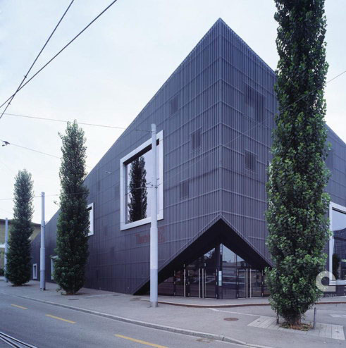 EM2N:瑞士蘇黎世11號電影院1