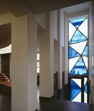 德國(guó)柏林一座變電站改造成猶太教堂2