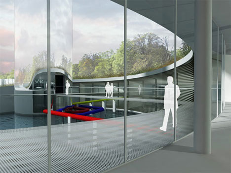 人們可以在地面層的長(zhǎng)廊上散步