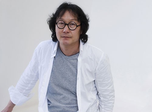 藝術家徐冰在紐約哥倫比亞大學被授予人文學榮譽博士學位