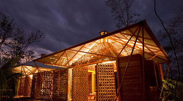 本杰明.加西亞.薩克斯在哥斯達黎加設計竹屋1