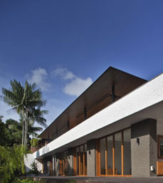 Wallflower公司在新加坡設計“水冷”住屋1