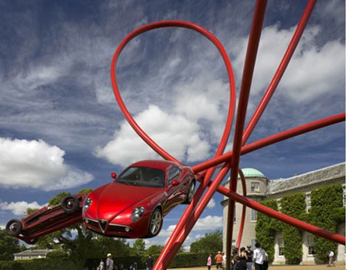 設(shè)計師蓋里.猶大的阿爾法.羅密歐汽車100周年雕塑2