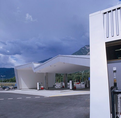 Isei-Kurat：瑞士圖西斯市高速公路服務區3